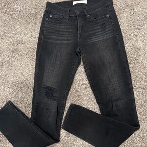 Distressed Skinny Jeans